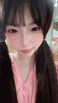 我很快乐 – 双马尾小仙女 [3P + 54V／875.8MB]