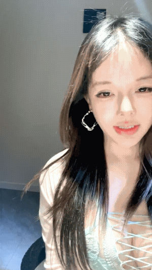 唐泽雪-乔西 – 最美翘臀女神 宅男收割者身材火辣 [4P + 4V／1.85GB]