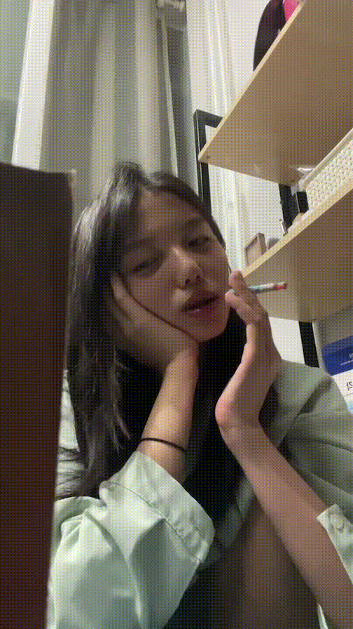 소주병녀 – 핑크잠옷녀 담타 후 자위분수 [4P + 1V／681.4MB]