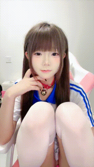 少萝玉米 – 鲜嫩少女萝莉 最正宗校花来了 [4P + 10V／2.99GB]