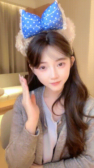 小樱花 – 超甜美人回归 粉嫩的一塌糊涂 [6P + 1V／3.21GB]