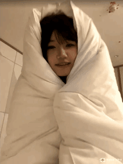 baby_puppy – 萝莉反差少女 上半身乖乖女 下半身性感粉穴里塞跳蛋 [6P + 18V／5.0GB]