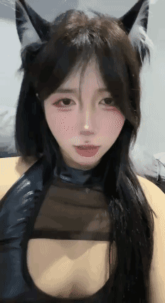 幼幼酱 – 可爱丰满少女 定制视频 [4P + 3V／2.14GB]